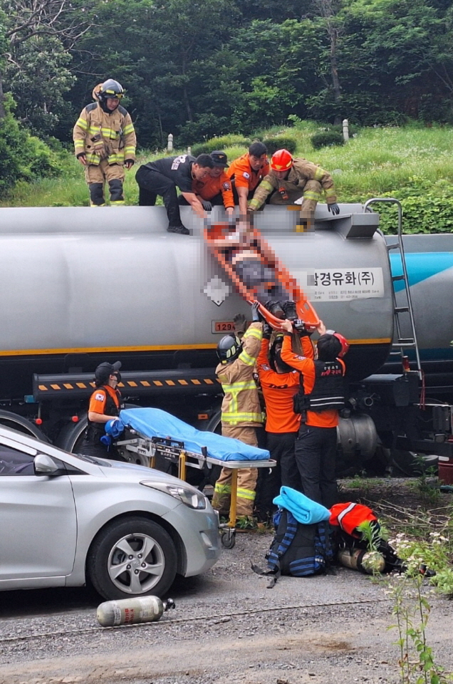 ▲ 질식사고 구조 ⓒ여수소방서