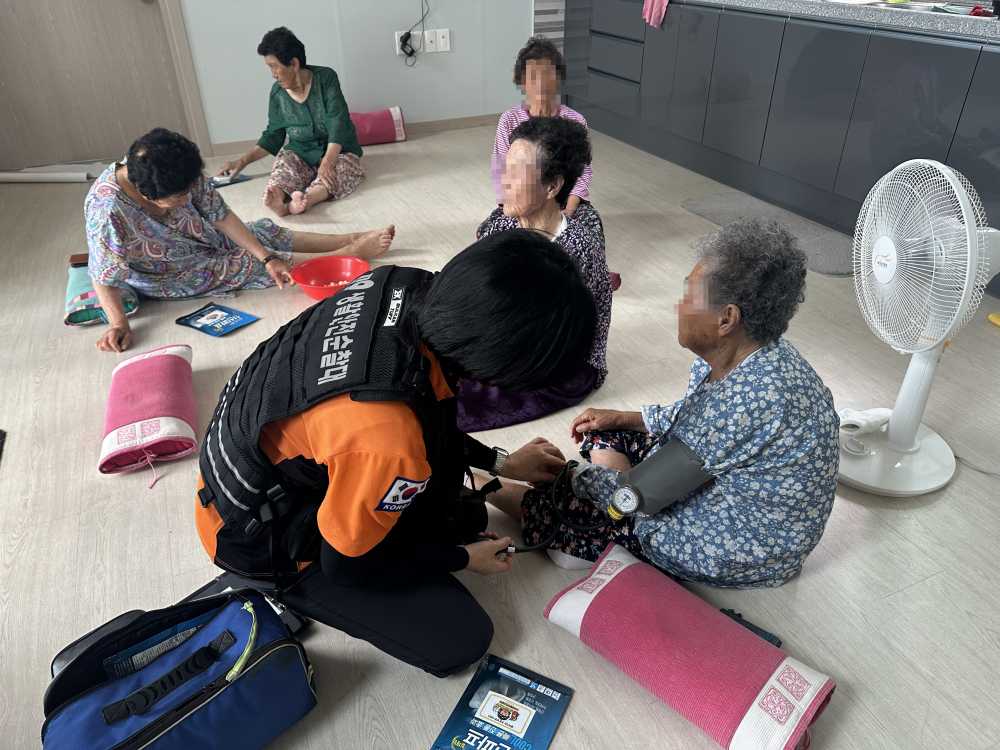 ▲119생활안전순찰대 활동 모습 ⓒ여수소방서