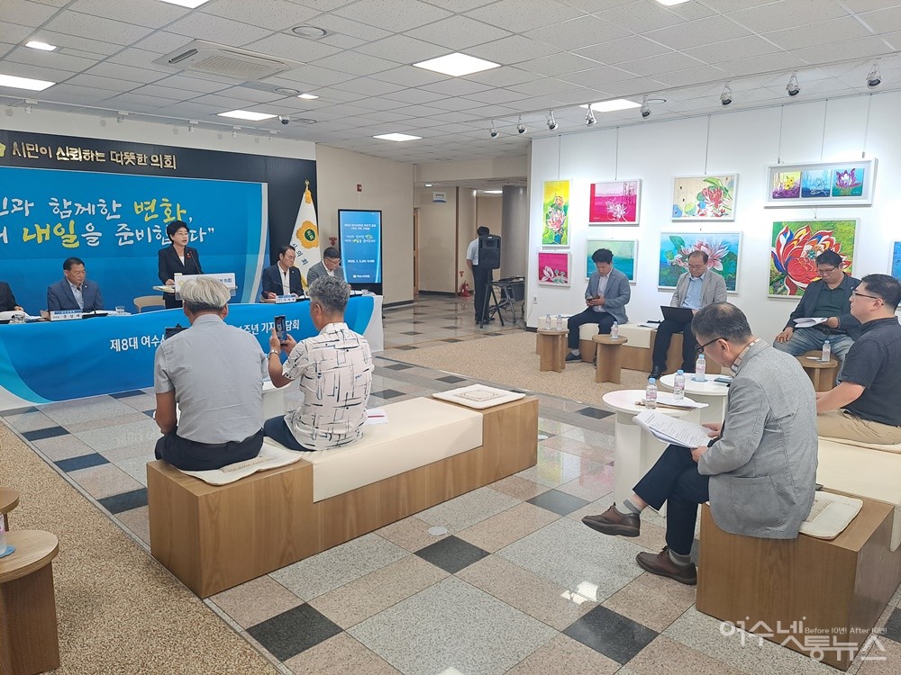 ▲ 백인숙 여수시의장, 1주년 ‘타운홀 미팅’ 기자간담회 ⓒ조찬현