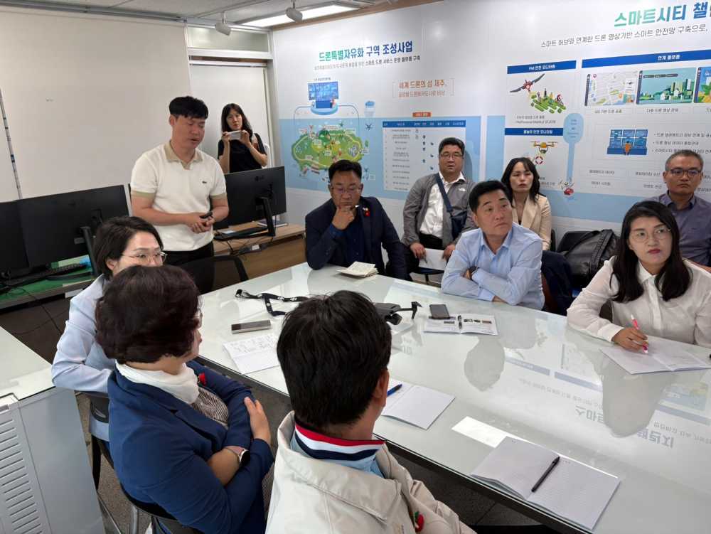 ▲우주모빌리티과 간담회 ⓒ여수시의회