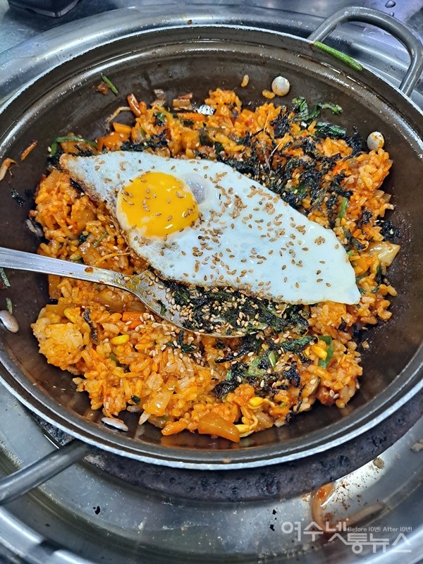 ▲ 경동양곱창의 별미 볶음밥이다. ⓒ조찬현