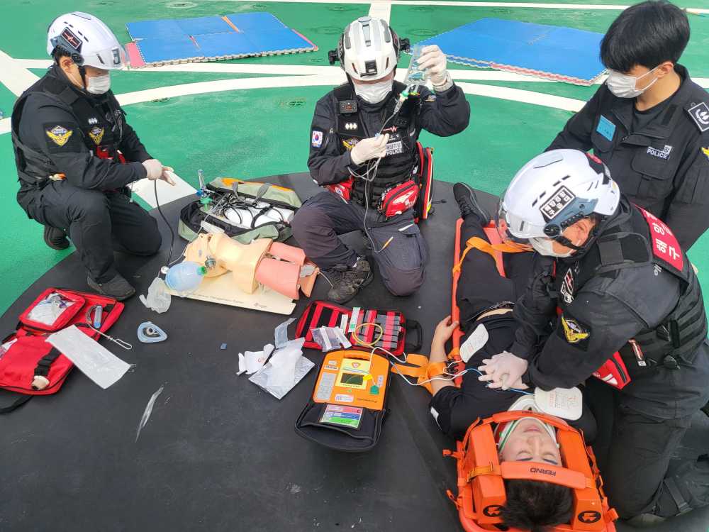▲해상 응급환자 처치 합동훈련 ⓒ해양경찰교육원