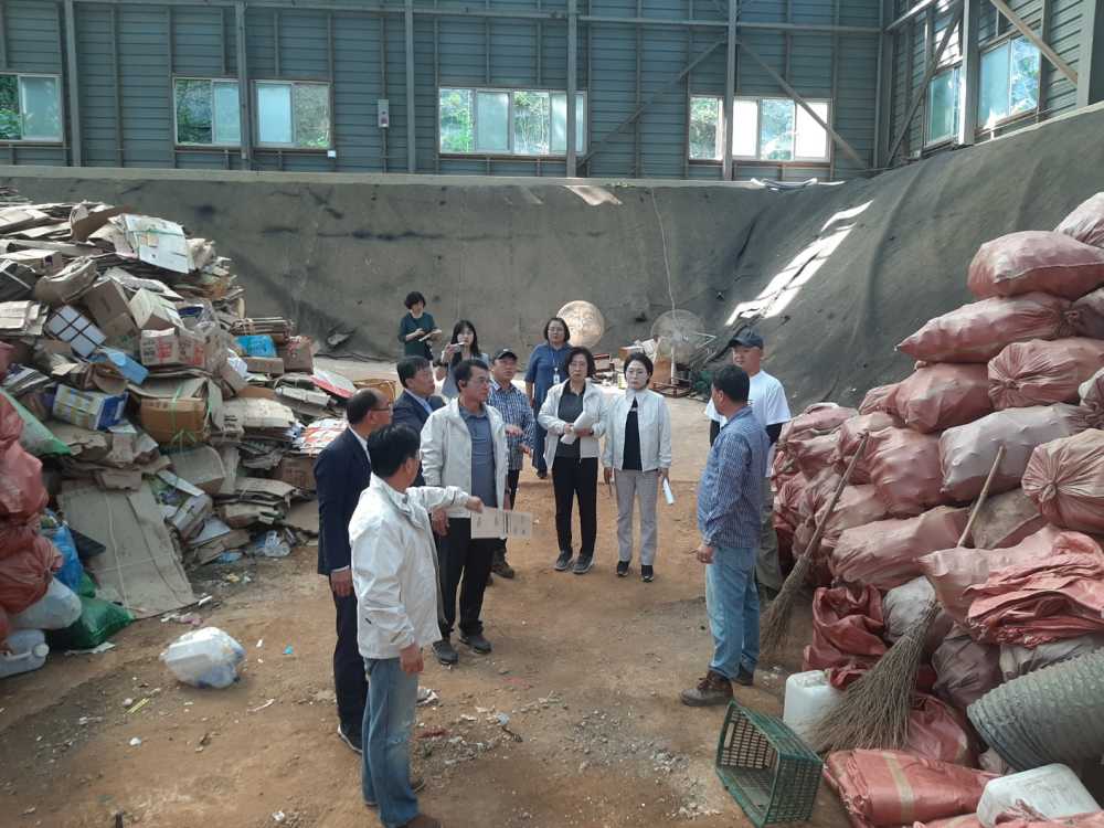 ▲남면 금오도와 연도 일대의 생활폐기물 처리시설 운영 실태 점검 ⓒ여수시의회