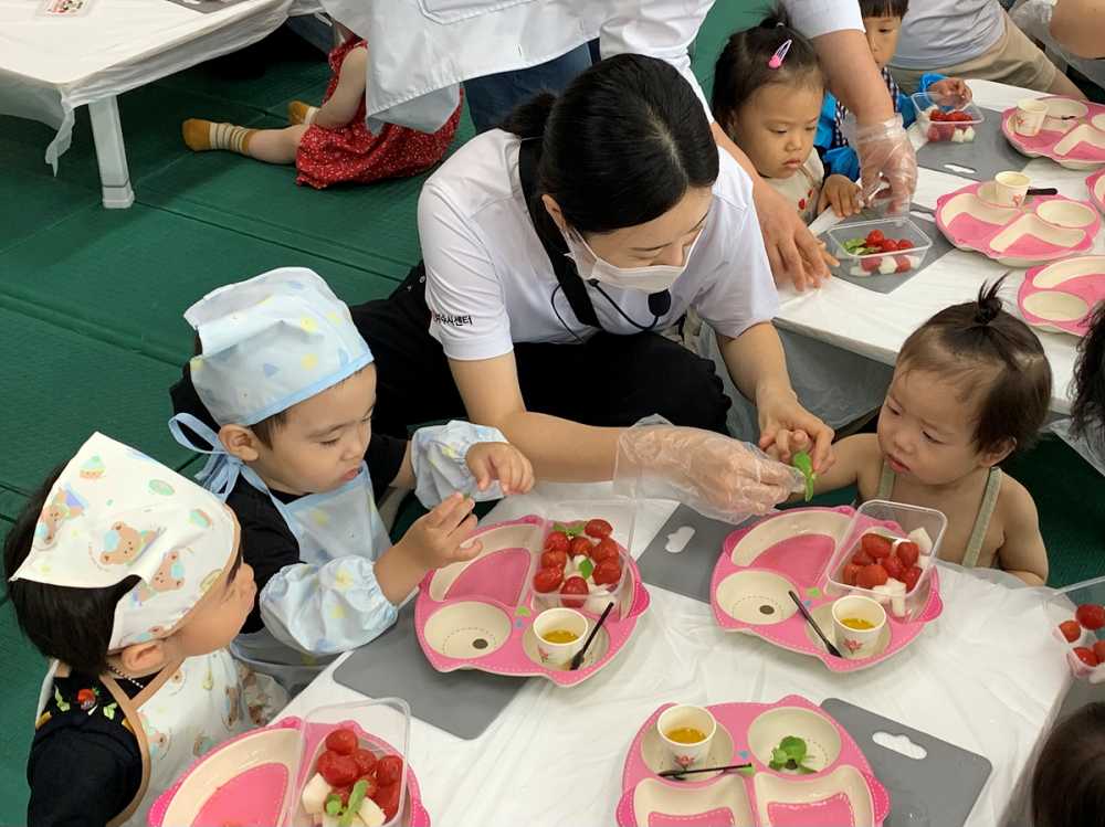 ▲지난 7월 7일부터 18일까지 운영한 ‘토마토 체험관 교육’을 성황리에 마무리했다고 밝혔다. ⓒ여수시