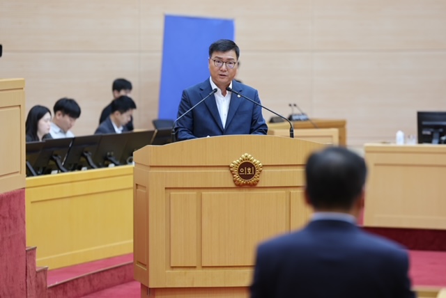 ▲ 도정질문하는 최동익 전남도의원 ⓒ전남도의회