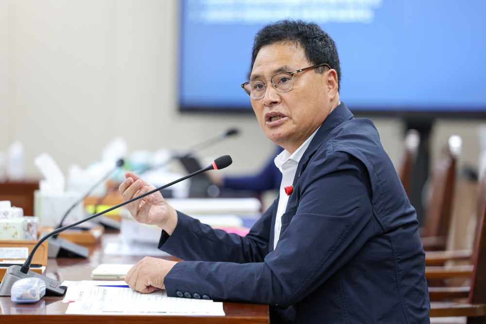 ▲ 주종섭 의원이 나주의 한 벽돌공장에서 발생한 이주노동자 인권유린사태에 대해 격노했다.ⓒ전라남도의회