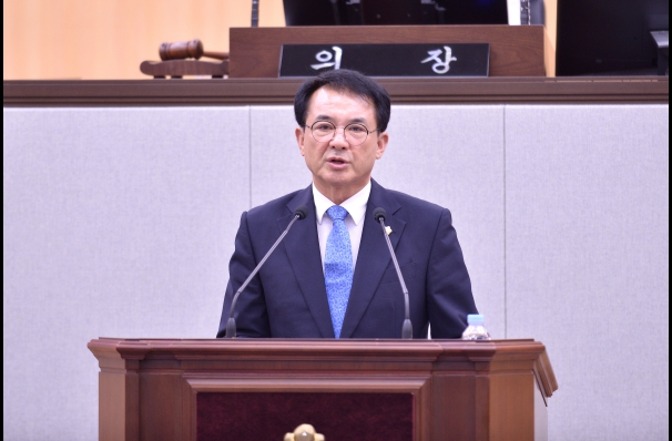 ▲ 강재헌 의원 발의 모습 ⓒ여수시의회