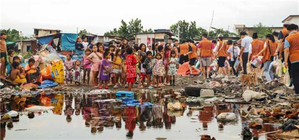 ▲ 수상가옥 어린이들, 기뻐하는 모습들 ⓒ정종현