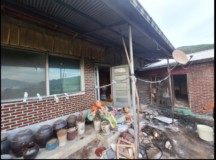 ▲ ‘골목길 소화기함’이 여수시 묘동에서 발생한 화재를 신속히 진압하며 대형 피해를 막는 데 결정적인 역할을 했다. ⓒ여수소방서