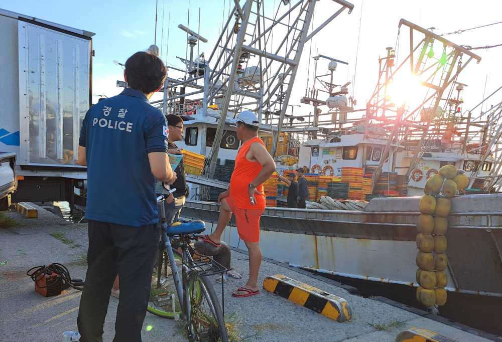 ▲ 외국인의 기초질서 현장 방문 교육 모습  ⓒ전남기동순찰대