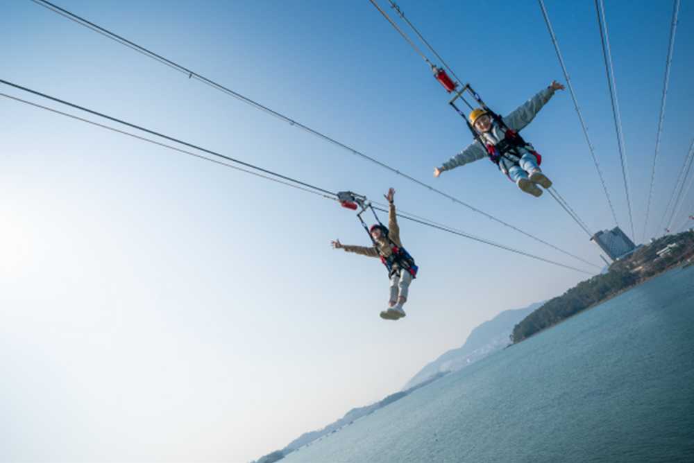 ▲라마다 프라자 여수호텔 짚라인 ⓒ여수시