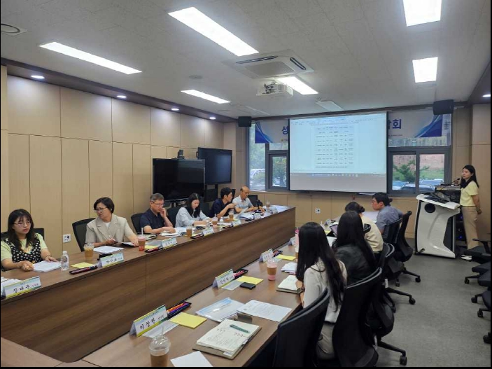 ▲‘2025년 기회발전특구 수요맞춤형 지원사업(전남) 성과점검 및 협력방안 간담회’개최 모습 ⓒ(사)전남여수산학융합원