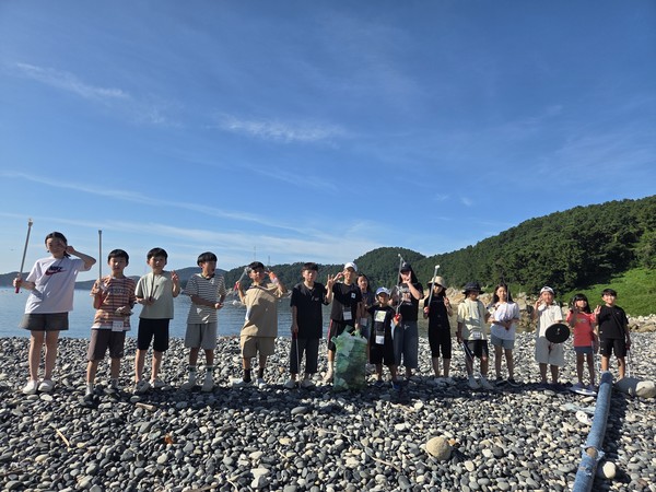 ▲ 섬으로 떠나는 캠핑 여행 - 텐트 밖은 섬마을(비치 플로깅)