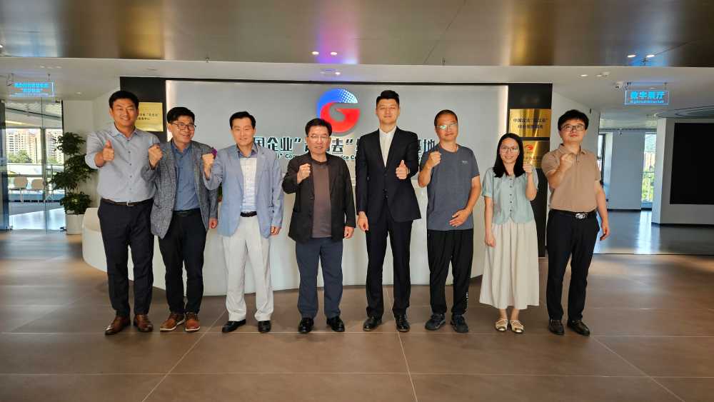 ▲중국기업 해외투자 서비스센터 및 글로벌 유통기업과 투자상담 모습 ⓒ광양만권경제자유구역청