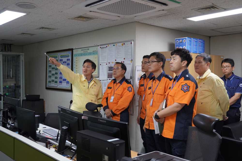 ▲ 여수출입국·외국인사무소 화재안전컨설팅 모습 ⓒ여수소방서