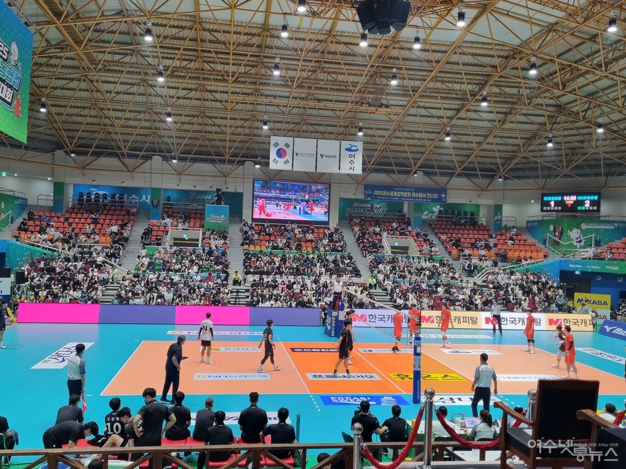 ▲ ‘2025 여수.NH농협컵 프로배구대회’가 여수 진남실내체육관에서 열리고 있다. ⓒ김경희