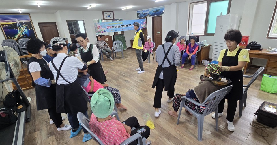 ▲ 작은 손길이 모여 큰 기쁨이 된 하루 ⓒ김광호