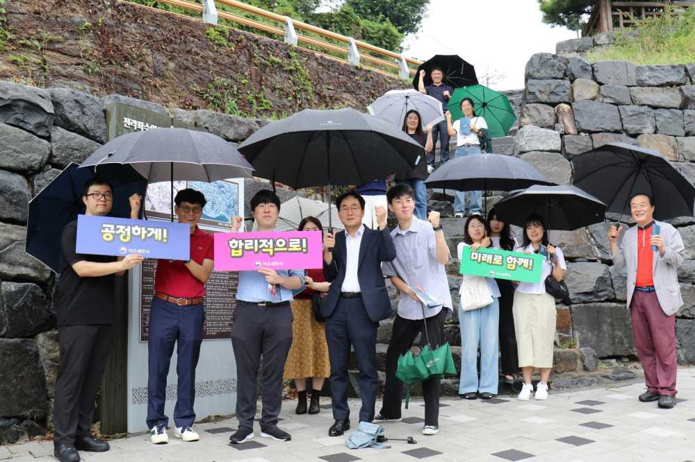 ▲ 전라좌수영성 주요 유적지 답사 ⓒ여수시