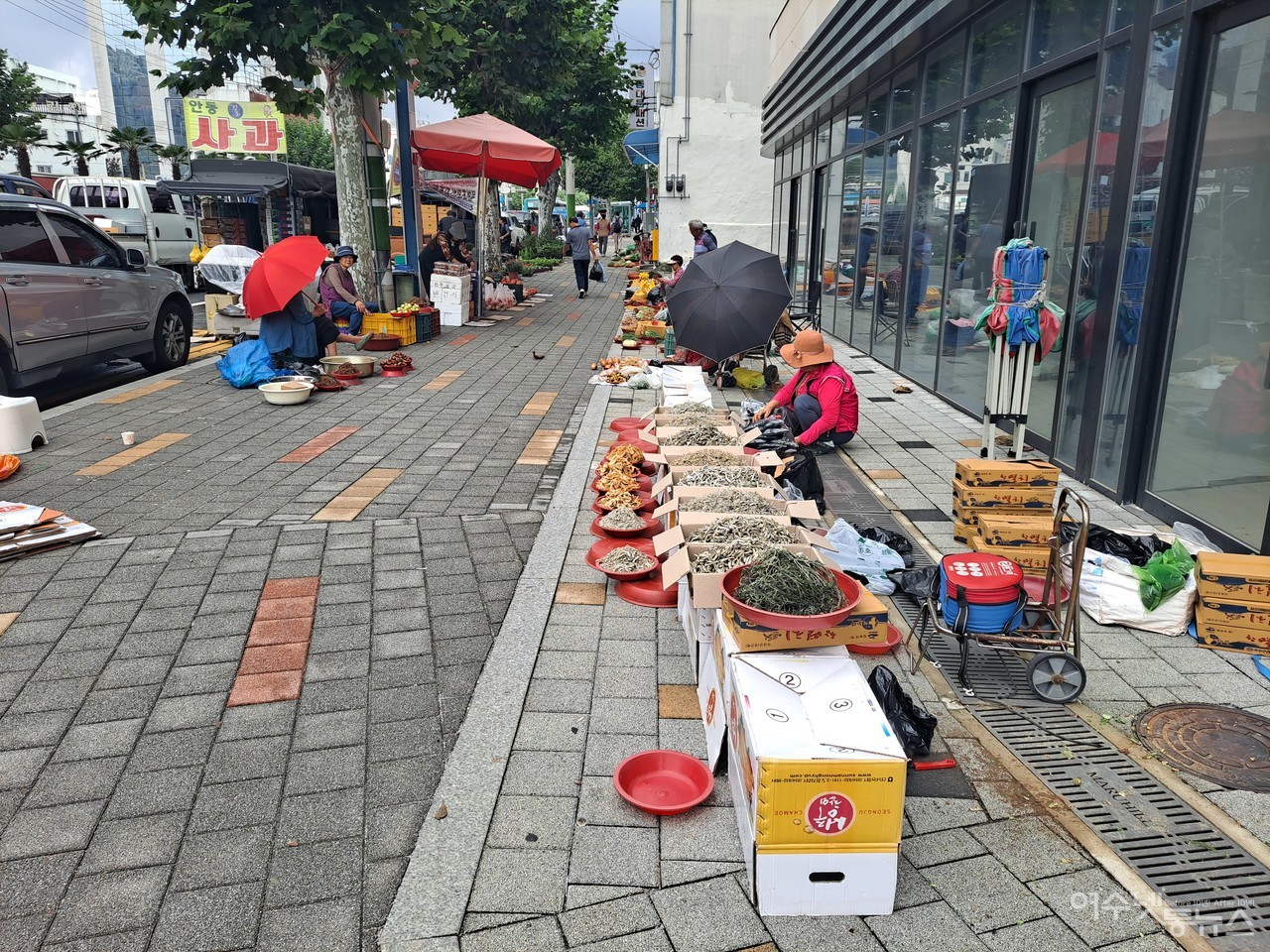 ▲ 한산하기만 한 여수 서시장 주변 재래시장 풍경이다. ⓒ조찬현