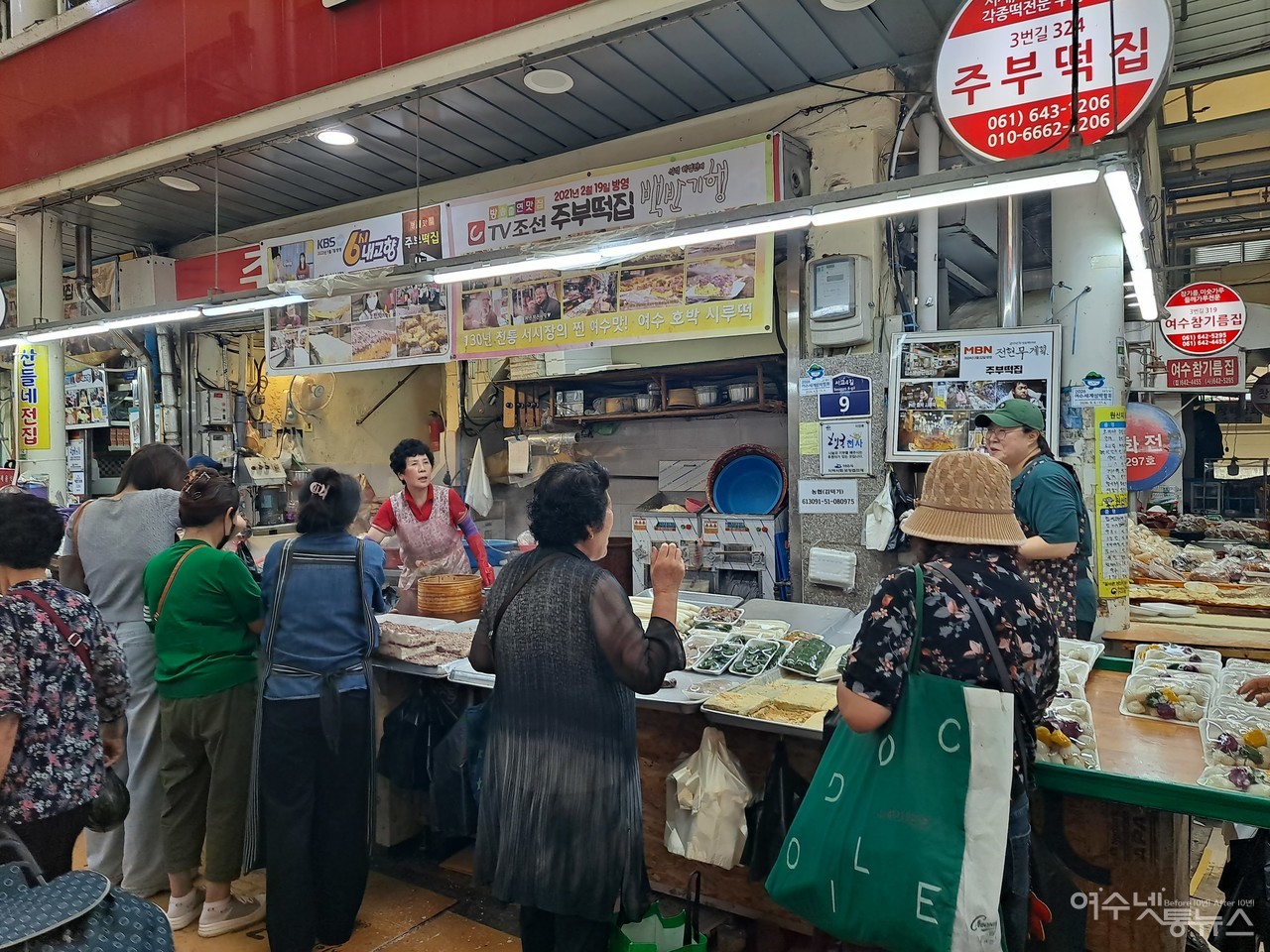 ▲ 서시장 안쪽 주부떡집은 비교적 활기가 있었다. ⓒ조찬현