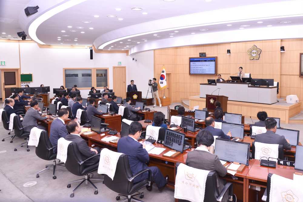 ▲ 여수MBC 이전 철회 촉구, 의회 운영 개선 등 강조 ⓒ여수시의회