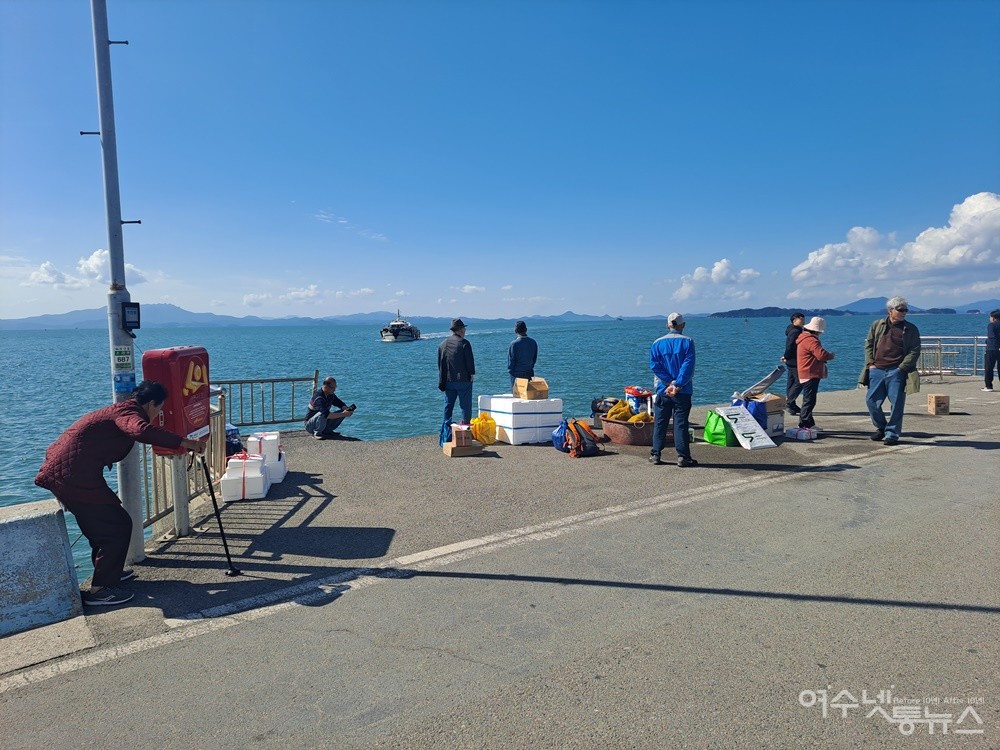 ▲ 여수 소라면 섬달천 선착장 풍경이다. ⓒ조찬현