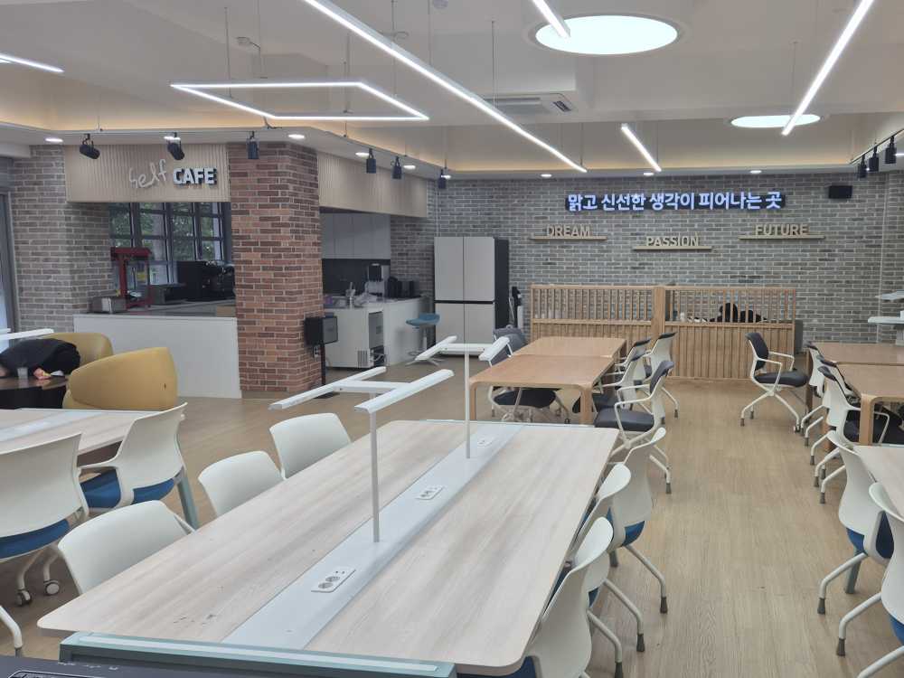 ▲고교학점제 학교공간조성 사업으로 새 단장한 부영여자고등학교 문화예술 활동실 ⓒ전라남도교육청