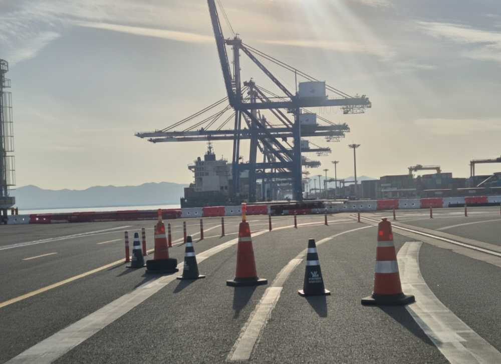 ▲폐로프를 재활용해 ‘친환경 안전콘’을 제작했다 ⓒ여수광양항만공사