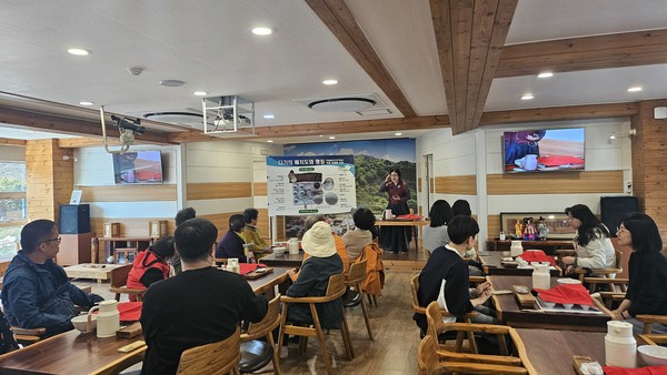 ▲  친구들과 다례인성체험