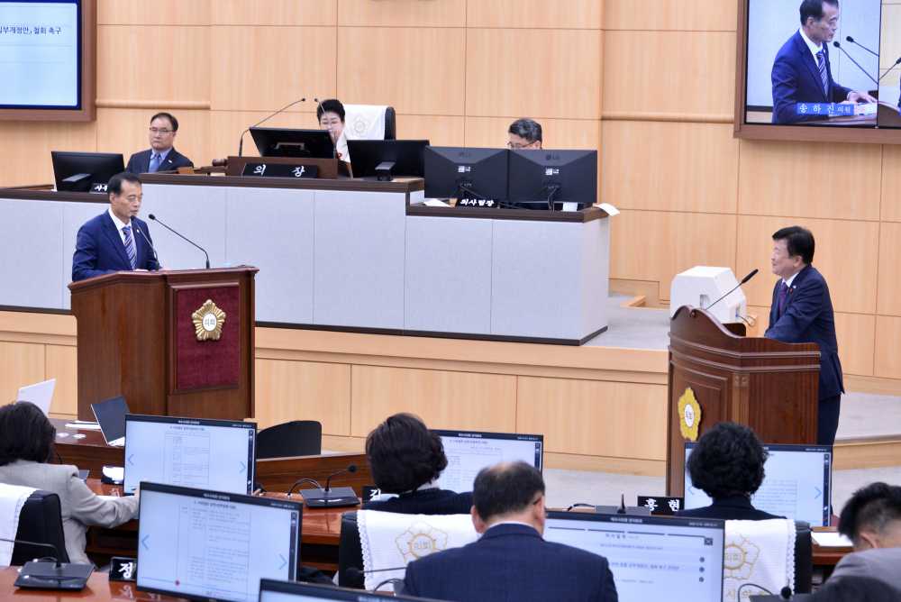 ▲ 제252회 정례회 본회의(4차) 시정질문 ⓒ여수시의회