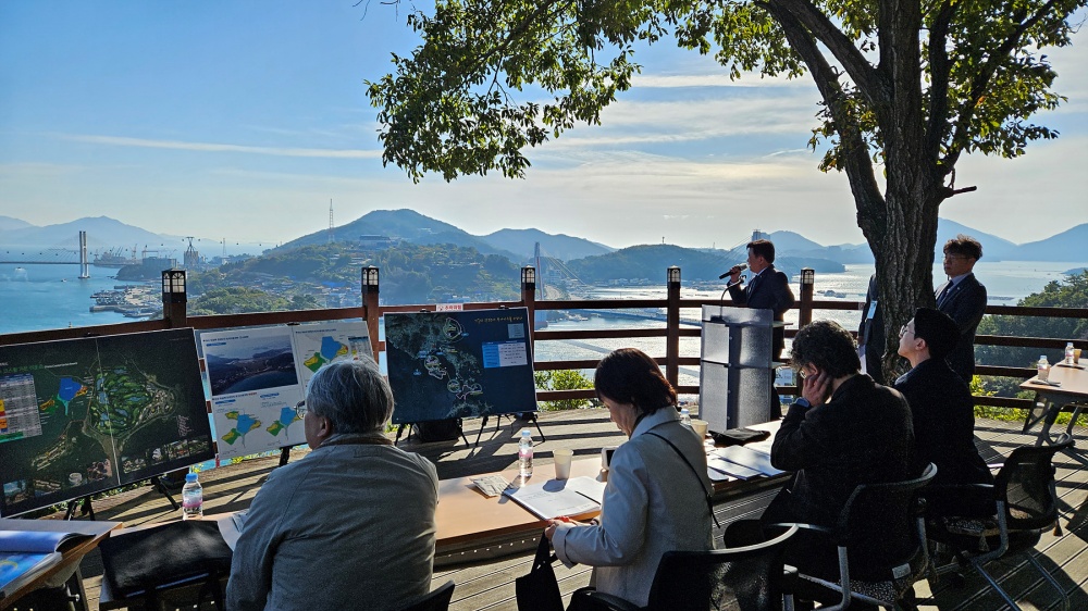 ▲ 지난 10월 30일 남산공원에서 진행된 복합해양레저관광도시 현장평가 ⓒ여수시