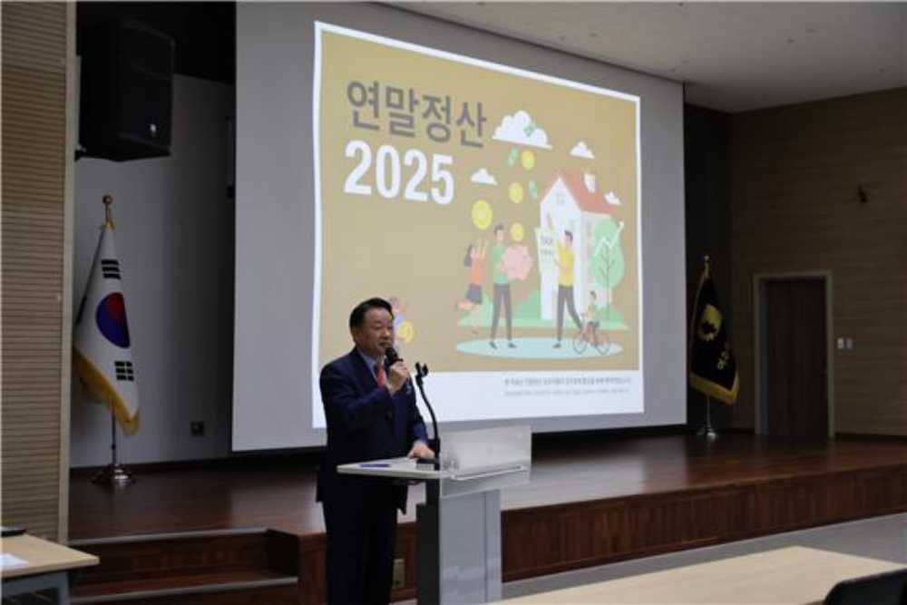 ▲여수상공회의소 한문선 회장 인사말을 하고 있다. ⓒ 여수상공회의소 