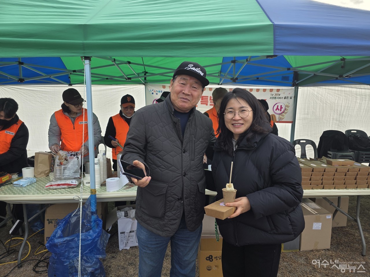 ▲ 제55회 여주제에 만난 여수여고 동료였던 정종현 퇴직교사와 엄경옥 교사 ⓒ심명남