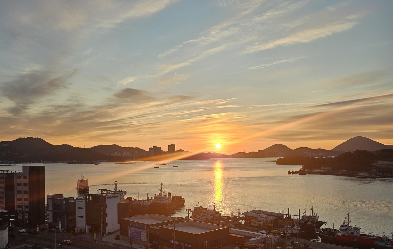 ▲ 여수 유탑유블래스, 새해 해돋이 ⓒ김희정