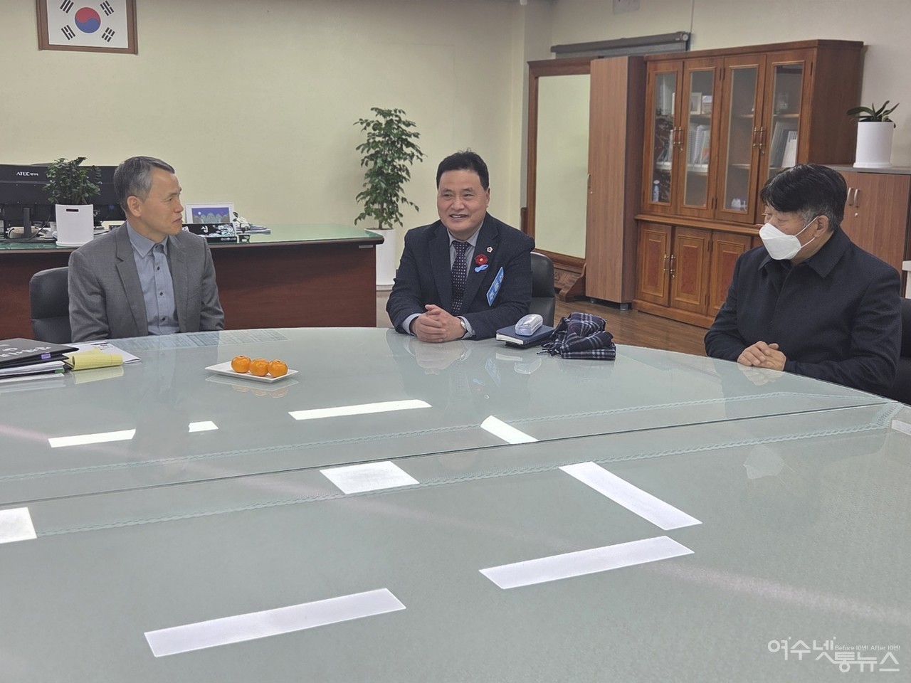 ▲ 주종섭 도의원이 여수지방해양수산청을 방문해 섬 지역 주민들의 애로사항과 주요 현안을 청취하기 위한 소통 간담회를 가졌다. ⓒ주종섭 의원실 제공