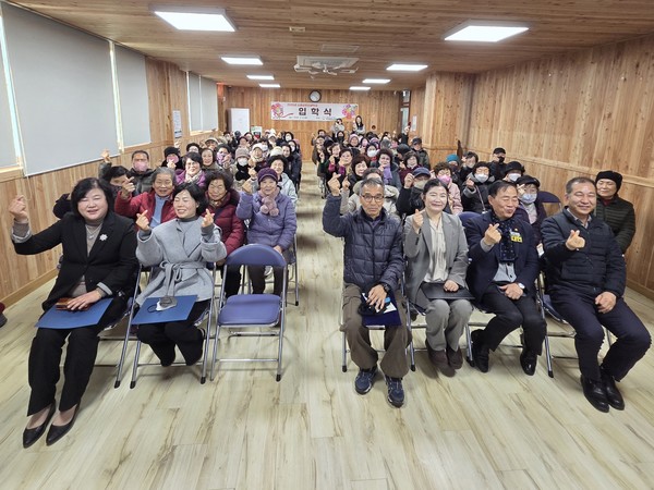 ▲ 소풍같은 인생학교 입학식 