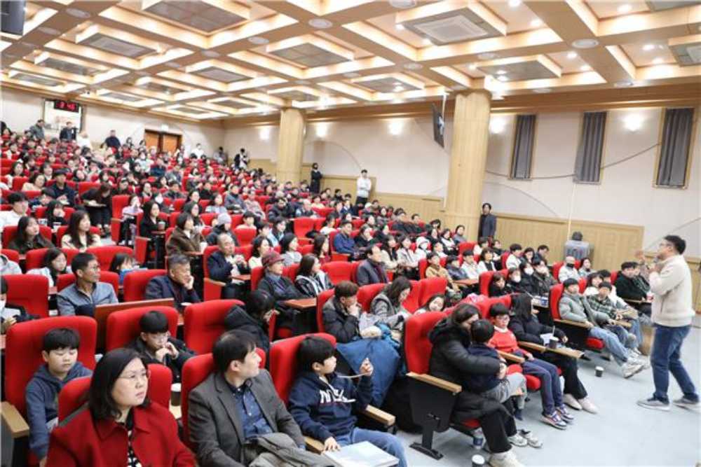 ▲최태성 여순사건특강 ⓒ전남대학교