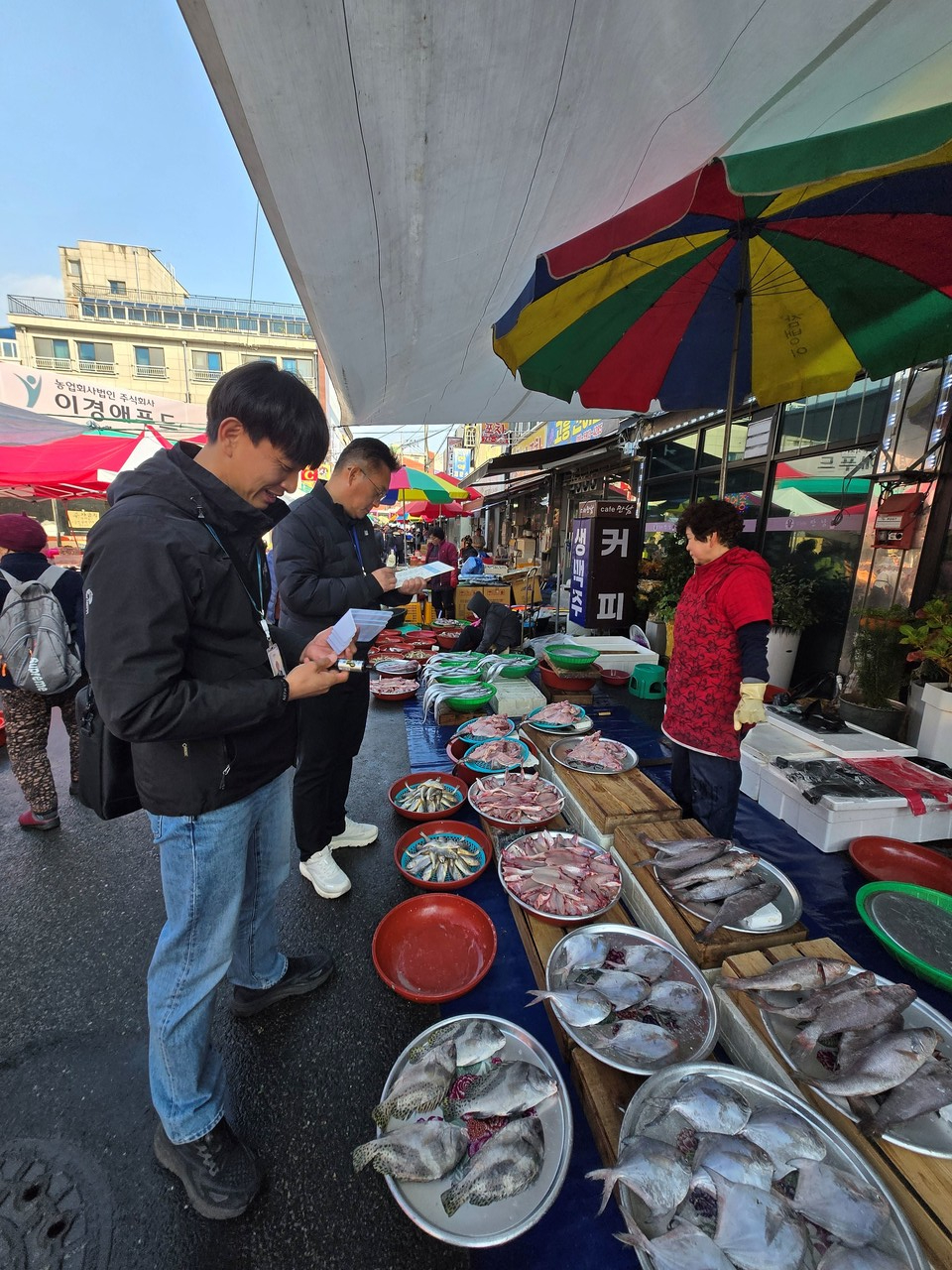 ▲ 수산물 원산지 표시 집중단속 ⓒ전라남도