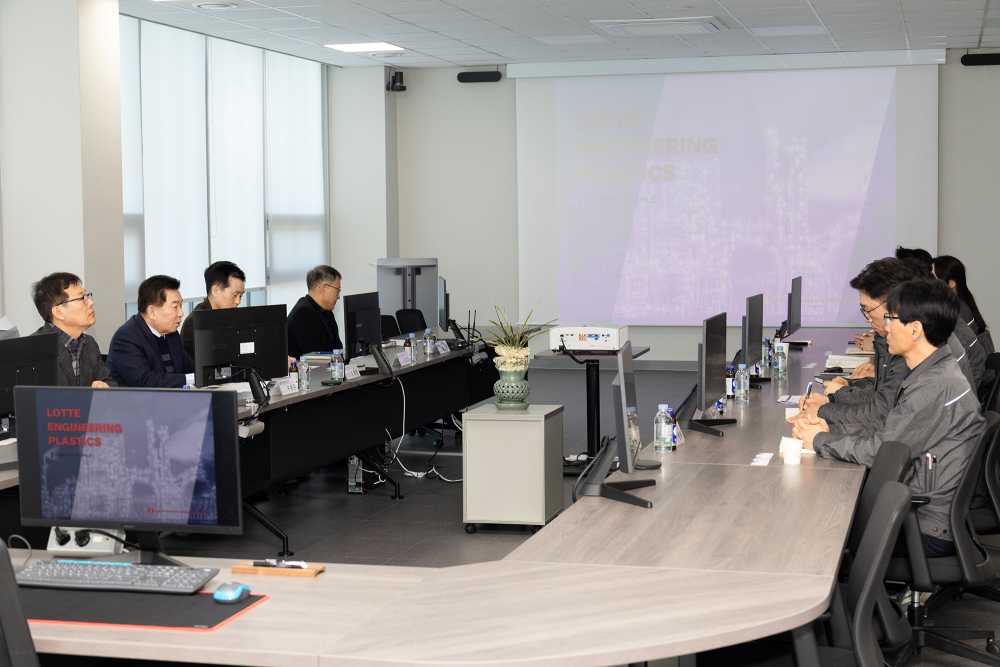 ▲ 글로벌 소재강국 도약의 현장을 가다. ⓒ광양만권경제자유구역청