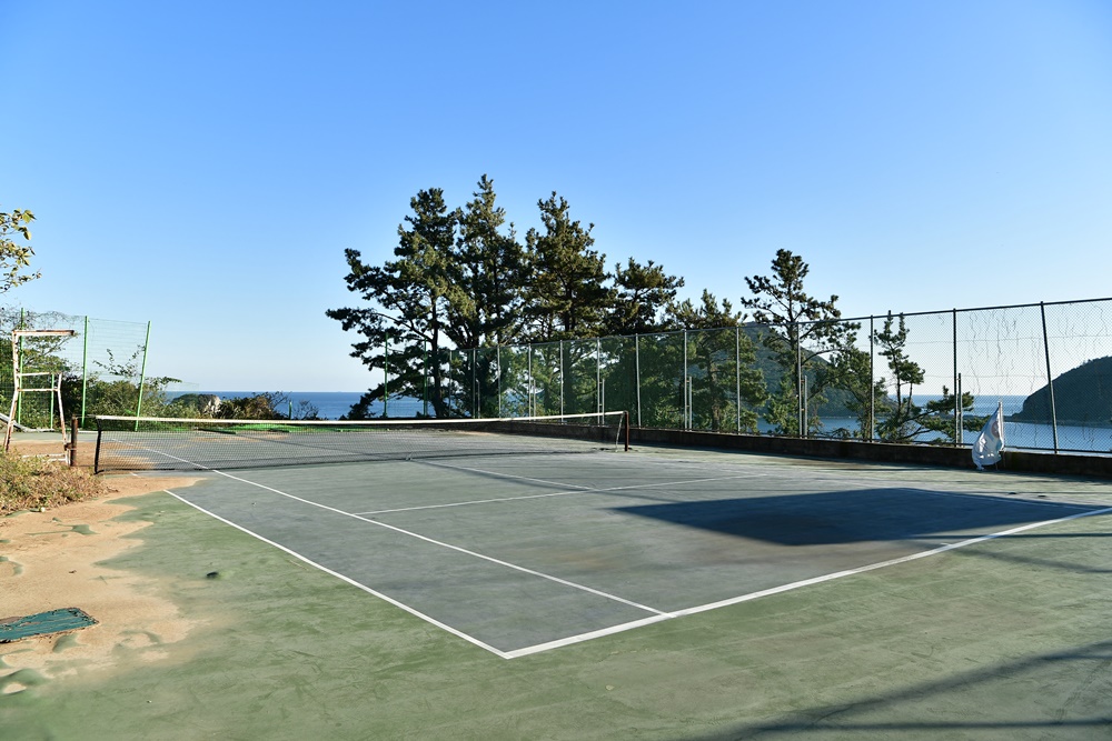 ▲ '한국 최초 테니스장' 거문도 해밀턴테니스장 현재 전경 ⓒ박근세