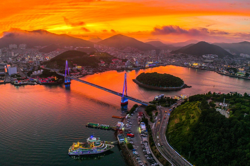 ▲ 2026 내나라 여행박람회 테마관 내 조성되는 ‘야간관광 특별관’ 여수시 대표 사진 ⓒ여수시