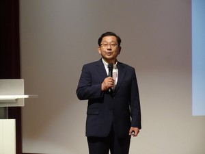 호사카 유지, “일본에 협력하는 정부, 한국 정체성 사라지는 위기 불러올 것”